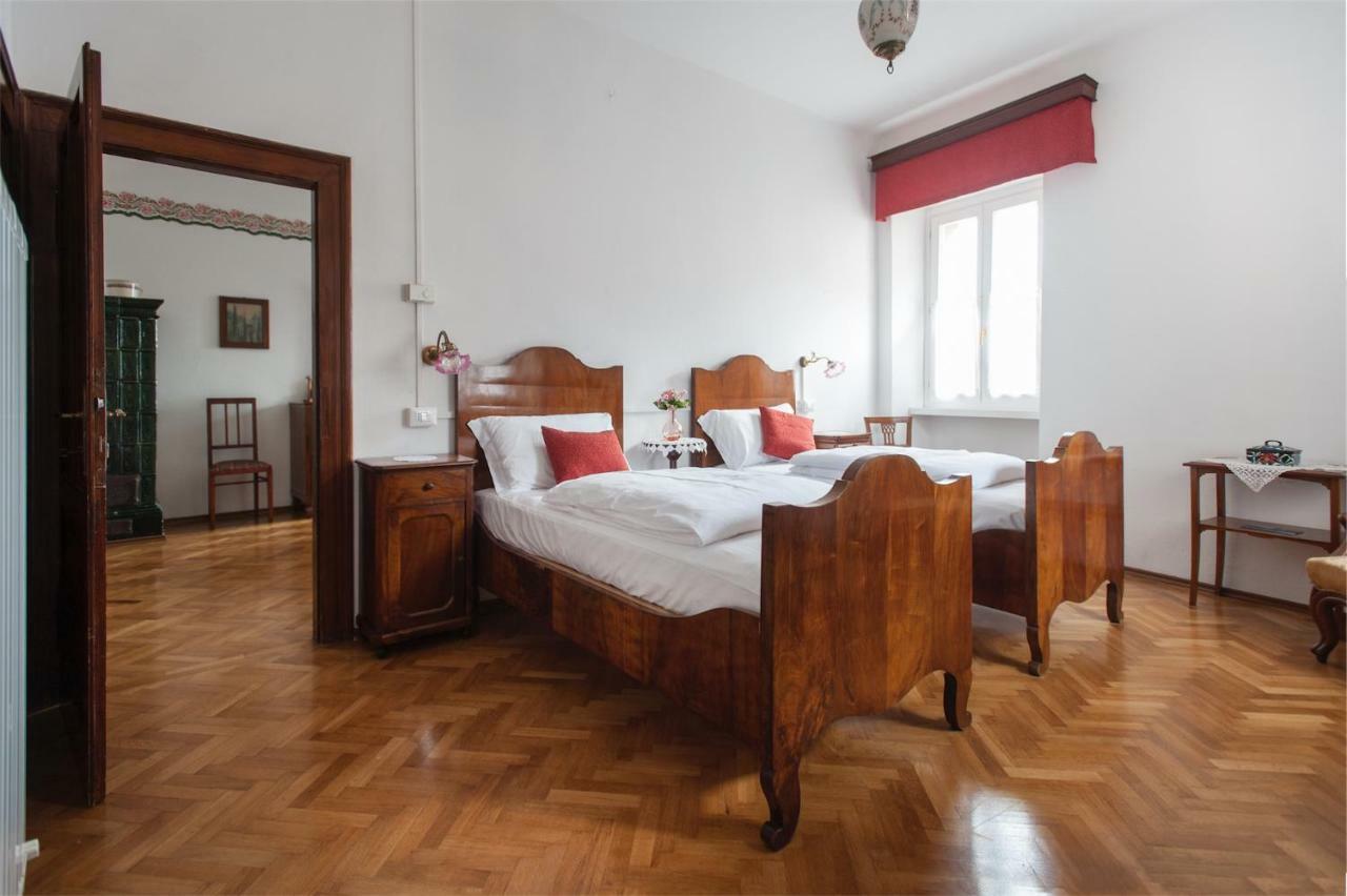 Ferienwohnung Dimora Storica Caproni Arco Exterior foto